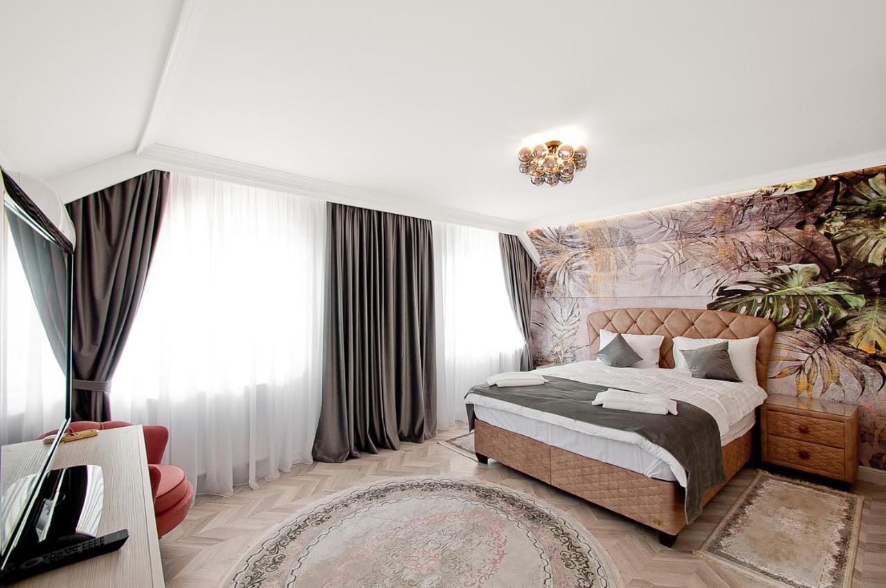 Vila Reyna Galati  Luaran gambar